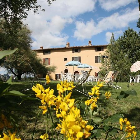 גוביו Agriturismo Villa Mozart Nel Verde מראה חיצוני תמונה
