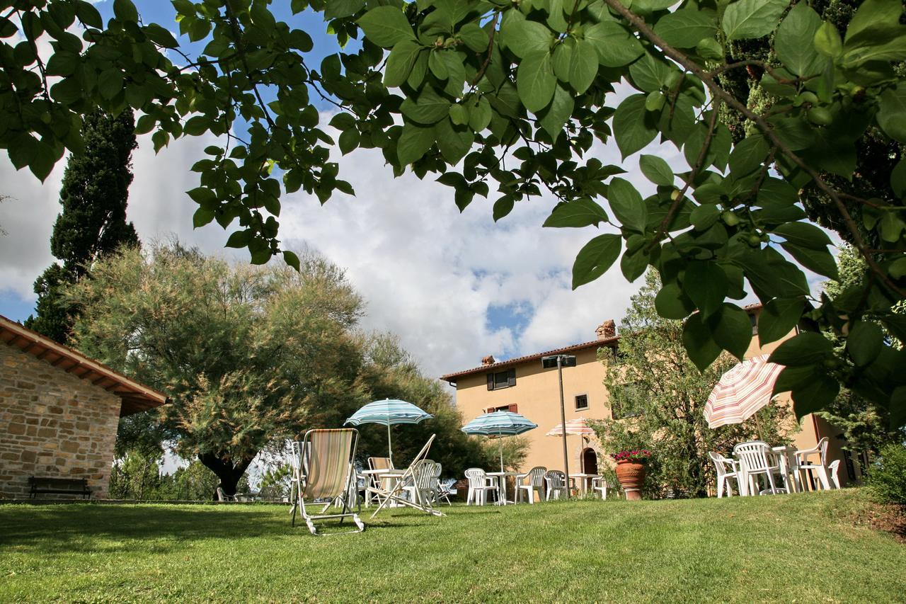 גוביו Agriturismo Villa Mozart Nel Verde מראה חיצוני תמונה
