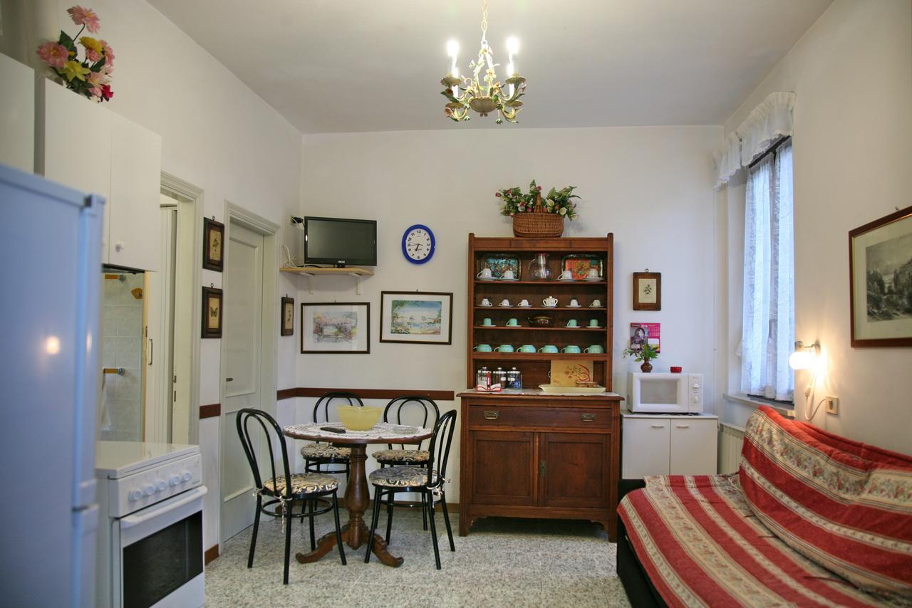 גוביו Agriturismo Villa Mozart Nel Verde מראה חיצוני תמונה