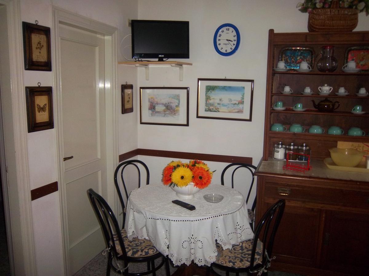 גוביו Agriturismo Villa Mozart Nel Verde מראה חיצוני תמונה