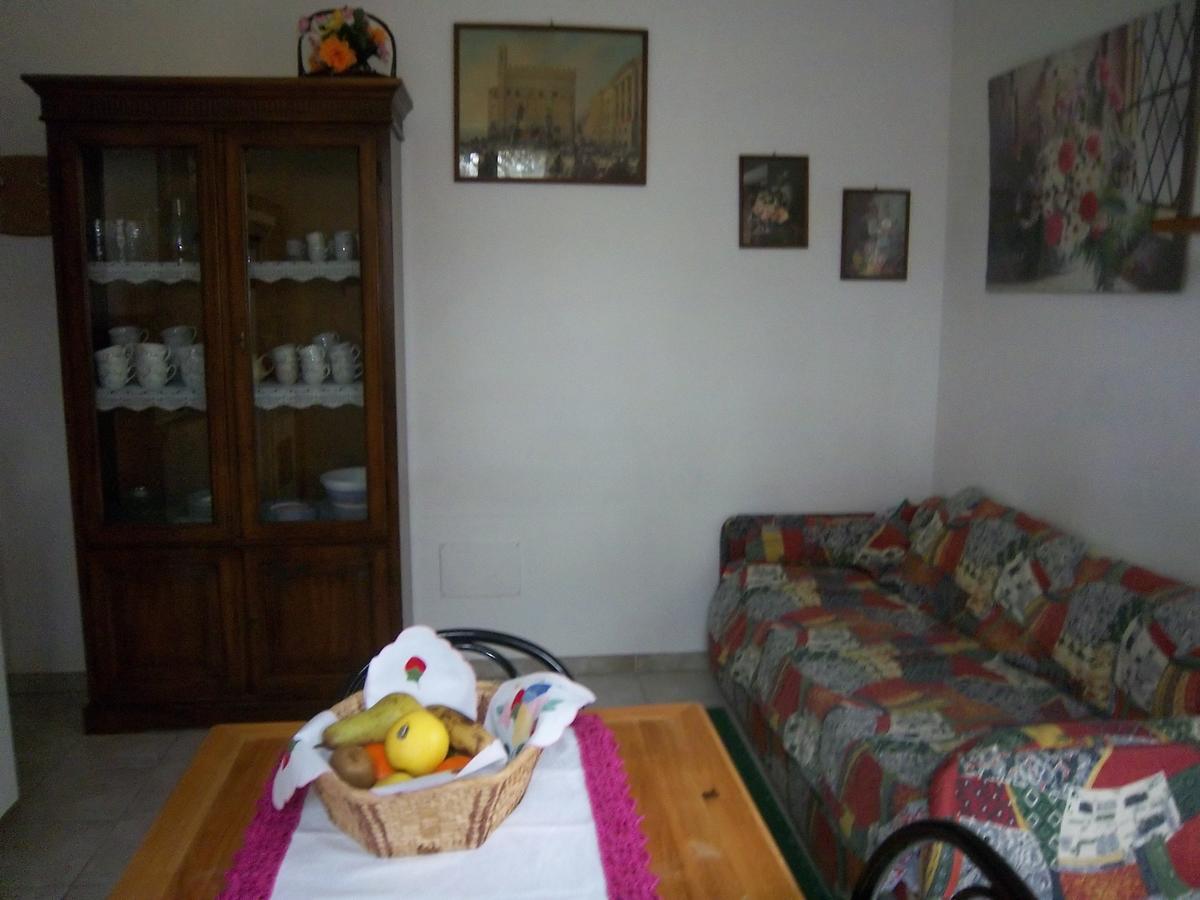 גוביו Agriturismo Villa Mozart Nel Verde מראה חיצוני תמונה