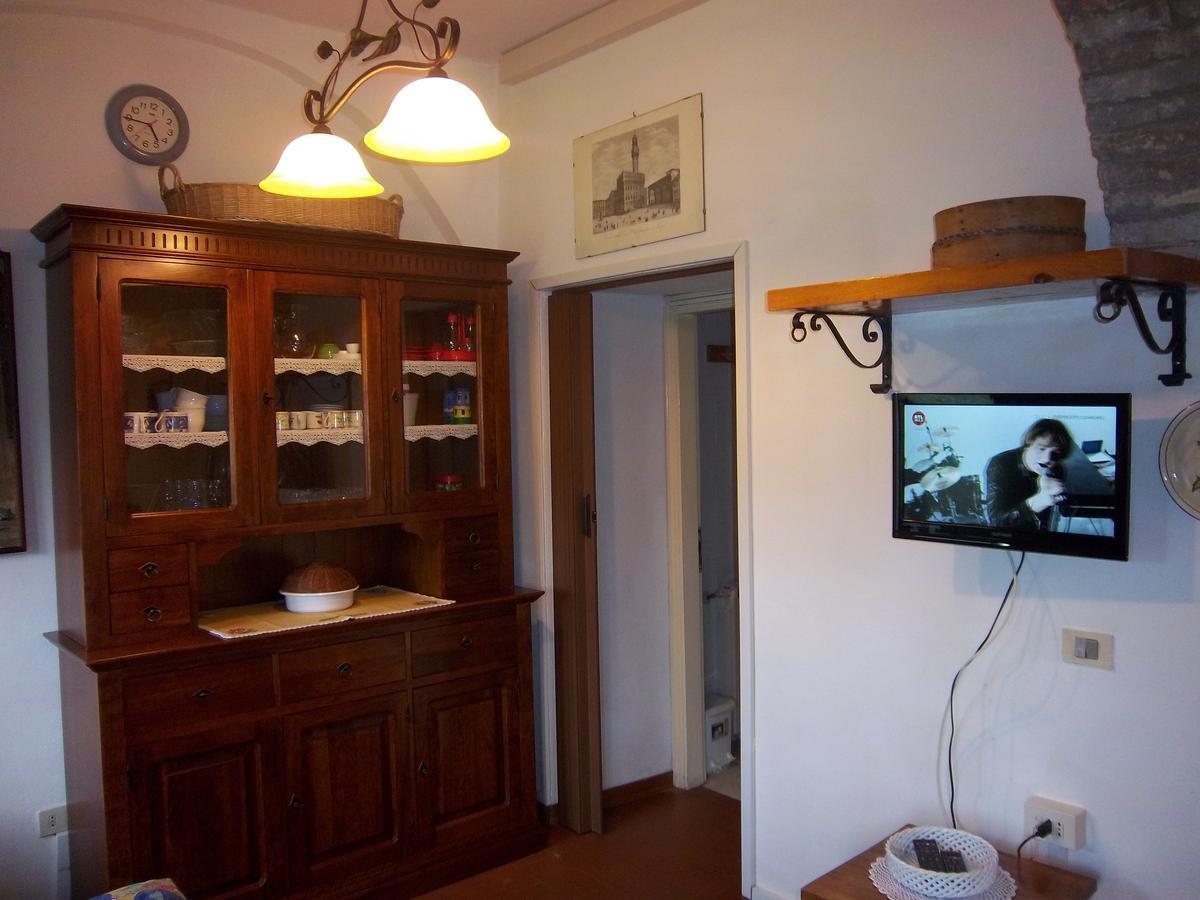 גוביו Agriturismo Villa Mozart Nel Verde מראה חיצוני תמונה